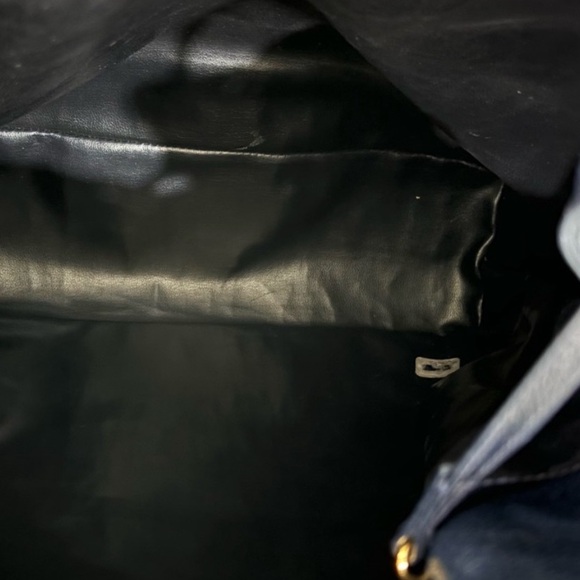 Chanel Caviar leather bucket bag 24K gold plated CC - Picture 14 of 16